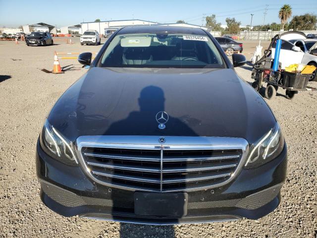 Photo 5 from auction – 2018 MERCEDES-BENZ E 300 with VIN WDDZF4JB7JA390044