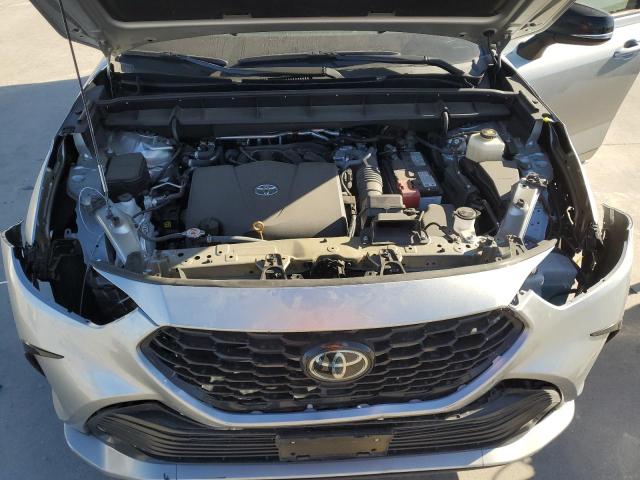 Photo 12 from auction – 2022 TOYOTA HIGHLANDER with VIN 5TDLZRAH3NS111092