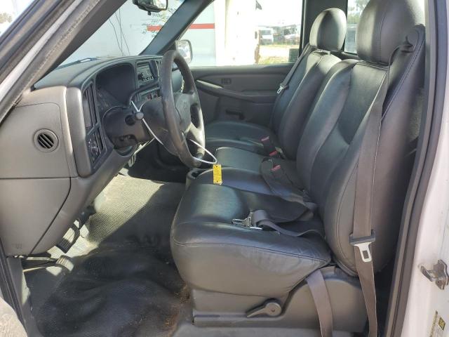 Photo 7 from auction – 2005 CHEVROLET SILVERADO with VIN 1GCEC14VX5Z331874