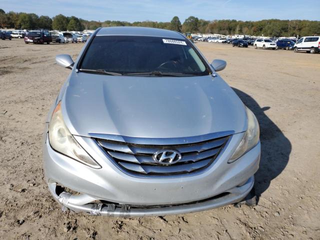 Photo 5 from auction – 2011 HYUNDAI SONATA SE with VIN 5NPEC4AC0BH125390