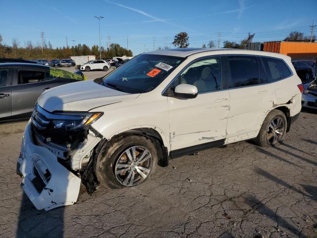 HONDA PILOT EXL 2017 with VIN 5FNYF6H59HB005019 - Photo from auction