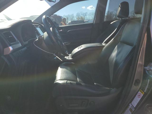 Photo 7 from auction – 2015 TOYOTA HIGHLANDER with VIN 5TDDCRFH6FS008359