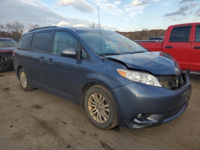 Photo 4 from auction – 2014 TOYOTA SIENNA XLE with VIN 5TDYK3DCXES418248