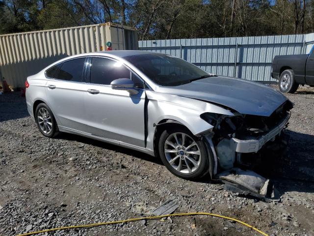 Photo 4 from auction – 2017 FORD FUSION SE with VIN 3FA6P0HD1HR364104