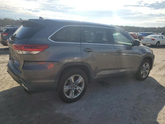 Photo 3 from auction – 2017 TOYOTA HIGHLANDER with VIN 5TDYZRFH2HS234093