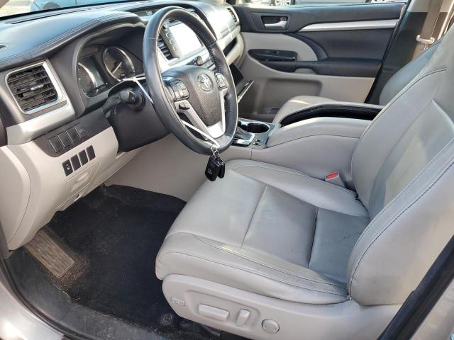 Photo 7 from auction – 2016 TOYOTA HIGHLANDER with VIN 5TDJKRFH7GS279907