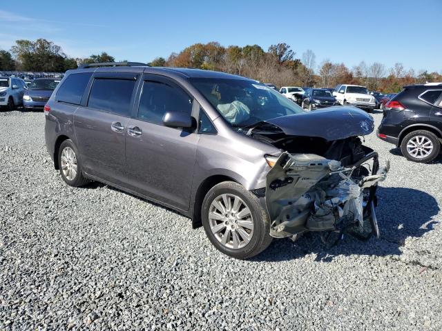 Photo 4 from auction – 2011 TOYOTA SIENNA XLE with VIN 5TDYK3DCXBS073024