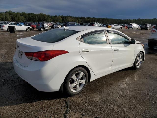 Photo 3 from auction – 2013 HYUNDAI ELANTRA GL with VIN 5NPDH4AE3DH409906