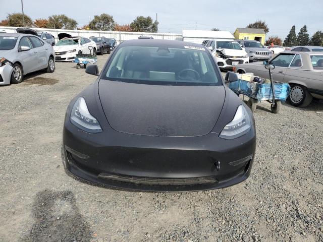 Photo 5 from auction – 2018 TESLA MODEL 3 with VIN 5YJ3E1EA8JF153069