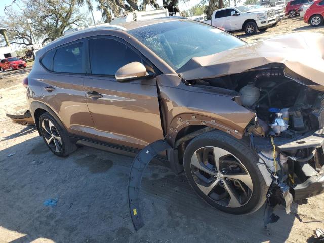 Photo 4 from auction – 2016 HYUNDAI TUCSON LIM with VIN KM8J33A28GU196118