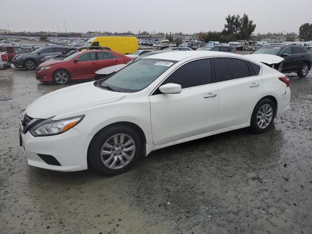 NISSAN ALTIMA 2.5 2018 with VIN 1N4AL3AP4JC192537 - Photo from auction