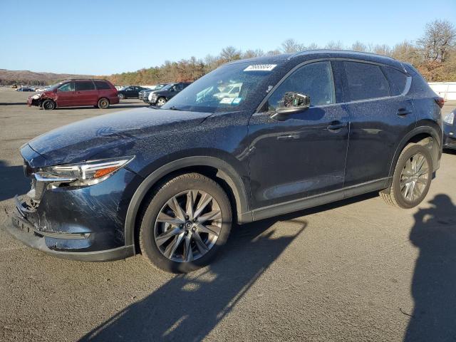 MAZDA CX-5 SIGNA 2020 with VIN JM3KFBEY8L0848477 - Photo from auction