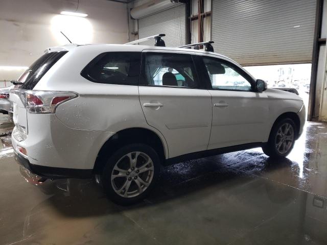 Photo 3 from auction – 2014 MITSUBISHI OUTLANDER with VIN JA4AZ3A32EZ020204
