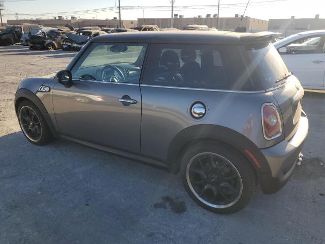 Photo 2 from auction – 2009 MINI COOPER S with VIN WMWMF73589TW86006