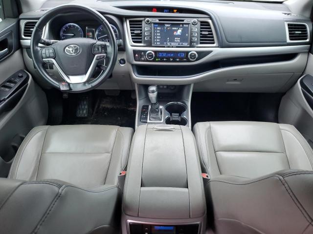 Photo 8 from auction – 2018 TOYOTA HIGHLANDER with VIN 5TDKZRFH1JS549267