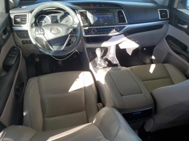 Photo 8 from auction – 2019 TOYOTA HIGHLANDER with VIN 5TDKZRFH3KS346527