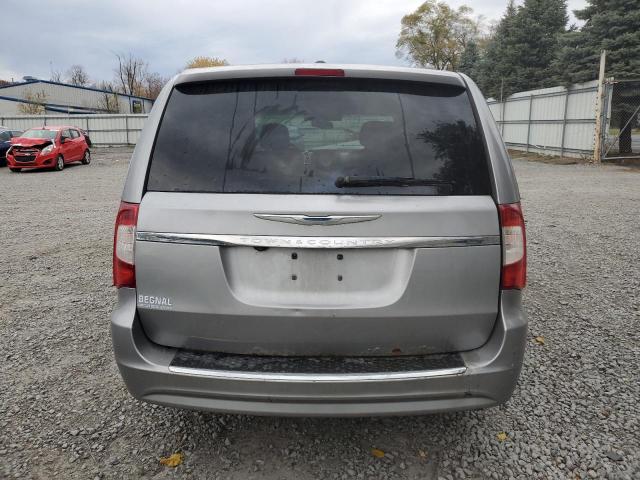 Photo 6 from auction – 2016 CHRYSLER TOWN & COU with VIN 2C4RC1BG7GR129044