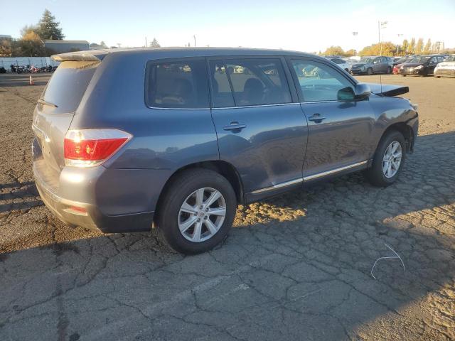 Photo 3 from auction – 2012 TOYOTA HIGHLANDER with VIN 5TDBK3EH2CS165147