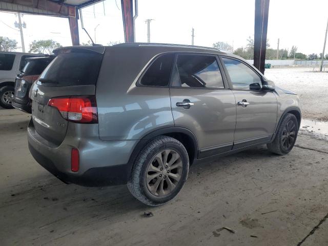 Photo 3 from auction – 2015 KIA SORENTO EX with VIN 5XYKU4A72FG581424