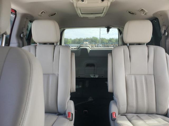 Photo 10 from auction – 2016 CHRYSLER TOWN & COU with VIN 2C4RC1CG0GR167598