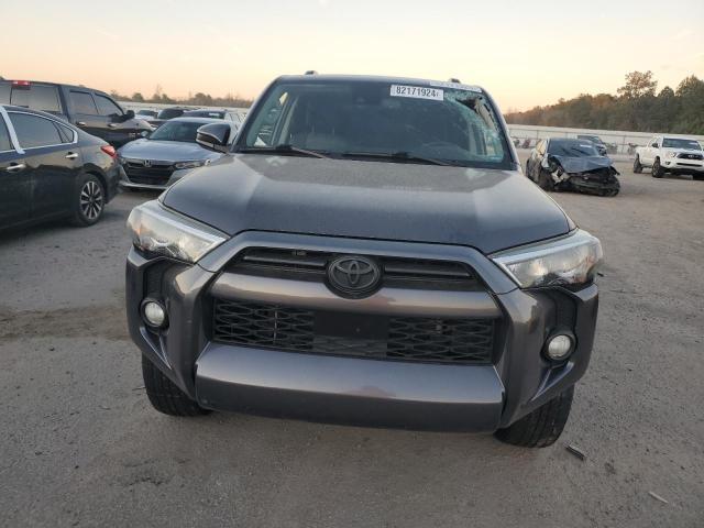 Photo 5 from auction – 2020 TOYOTA 4RUNNER SR with VIN JTEBU5JR9L5750295