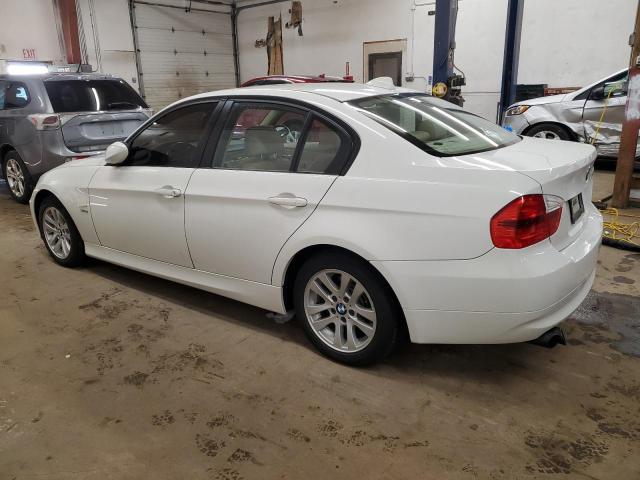Photo 2 from auction – 2007 BMW 328 XI with VIN WBAVC93577KX53609