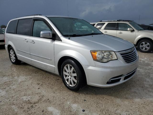Photo 4 from auction – 2011 CHRYSLER TOWN & COU with VIN 2A4RR8DG1BR758256