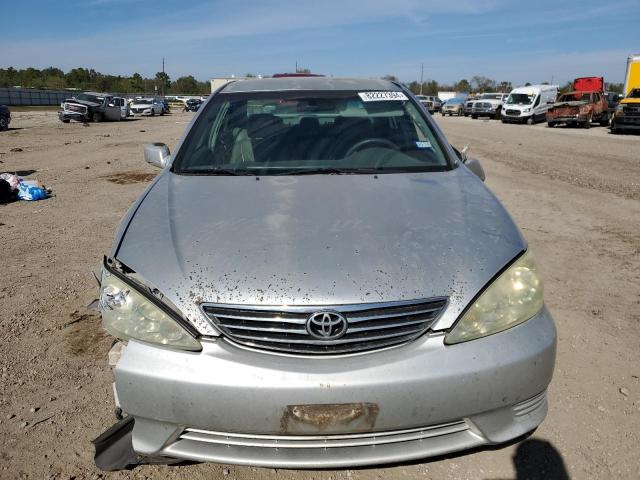 Photo 5 from auction – 2005 TOYOTA CAMRY LE with VIN 4T1BE32K15U949014