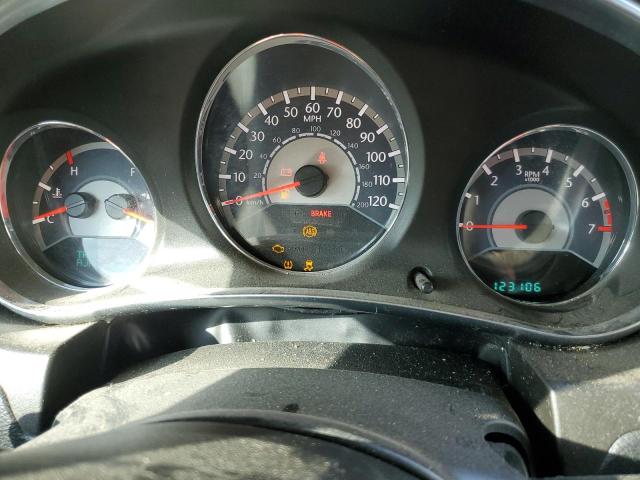 Photo 9 from auction – 2014 CHRYSLER 200 LIMITE with VIN 1C3CCBCGXEN103868