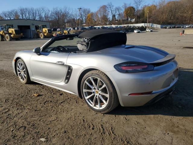 Photo 2 from auction – 2017 PORSCHE BOXSTER with VIN WP0CA2A80HS221639