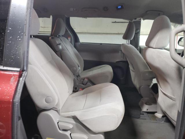 Photo 11 from auction – 2017 TOYOTA SIENNA LE with VIN 5TDKZ3DC5HS842023