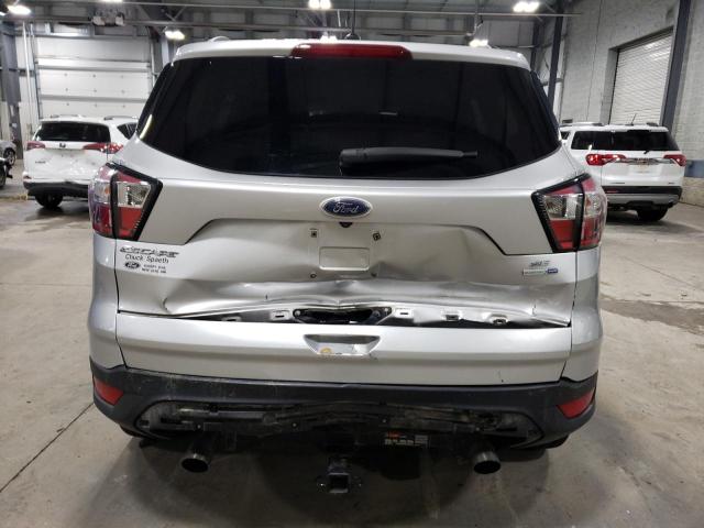 Photo 6 from auction – 2017 FORD ESCAPE SE with VIN 1FMCU9GD2HUC64190