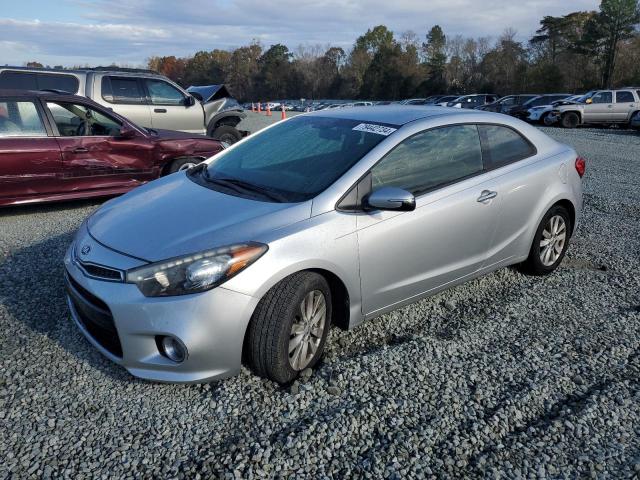 KIA FORTE EX 2014 مع رقم تعريف المركبة KNAFX6A80E5250701 - صورة من المزاد