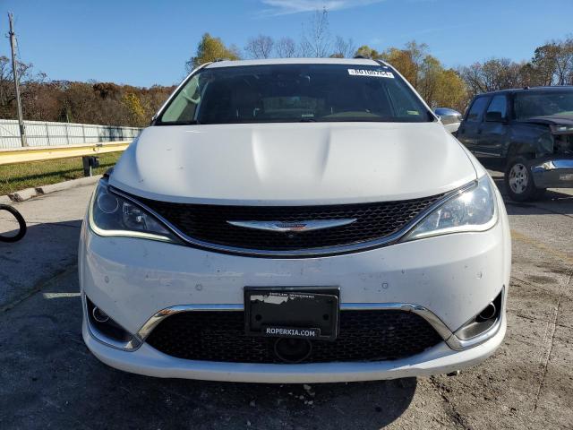 Photo 5 from auction – 2017 CHRYSLER PACIFICA L with VIN 2C4RC1GG8HR656813