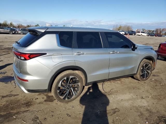 Photo 3 from auction – 2022 MITSUBISHI OUTLANDER with VIN JA4J3UA83NZ025396