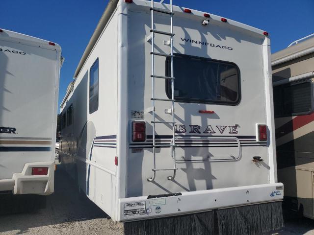 Photo 3 from auction – 1997 WINNEBAGO BRAVE with VIN 3FCMF53G3VJA28712