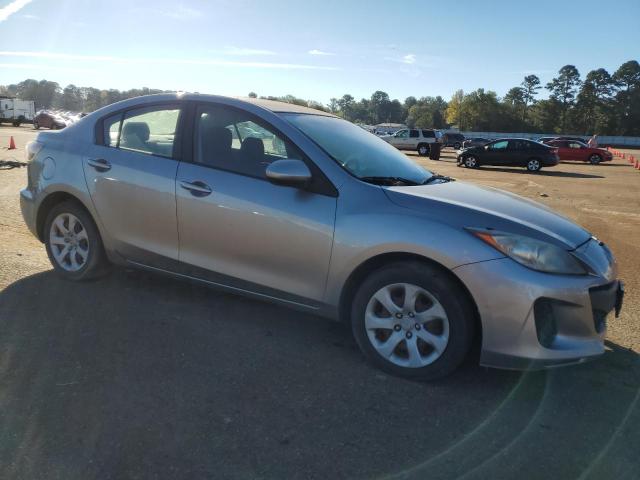 Photo 4 from auction – 2012 MAZDA MAZDA 3 with VIN JM1BL1UF6C1561578