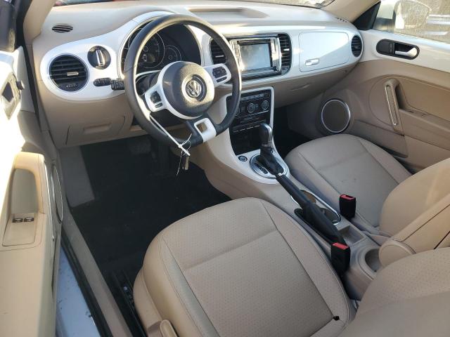Photo 8 from auction – 2019 VOLKSWAGEN BEETLE SE with VIN 3VWJD7AT2KM720701