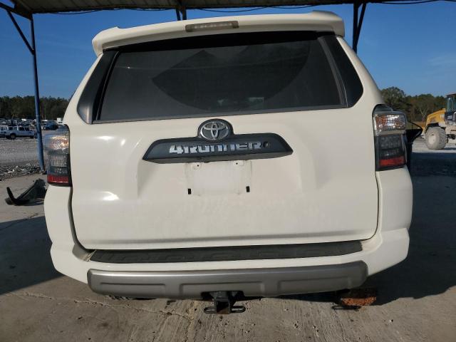 Photo 6 from auction – 2016 TOYOTA 4RUNNER SR with VIN JTEBU5JR1G5276929