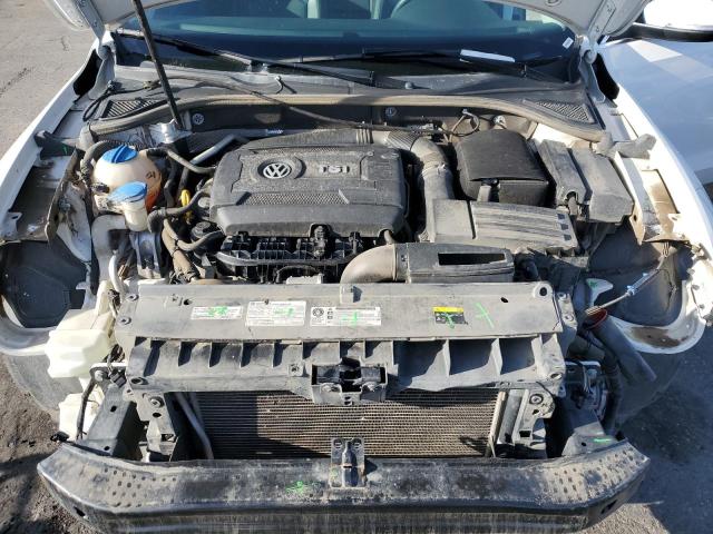 Photo 11 from auction – 2015 VOLKSWAGEN PASSAT S with VIN 1VWAT7A31FC077073