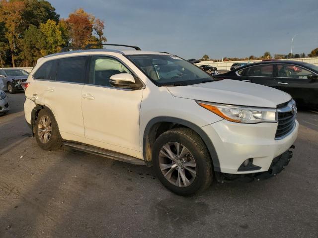Photo 4 from auction – 2015 TOYOTA HIGHLANDER with VIN 5TDKKRFH9FS088346
