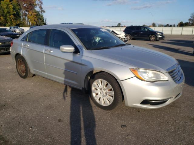 Photo 4 from auction – 2012 CHRYSLER 200 LX with VIN 1C3CCBABXCN228938