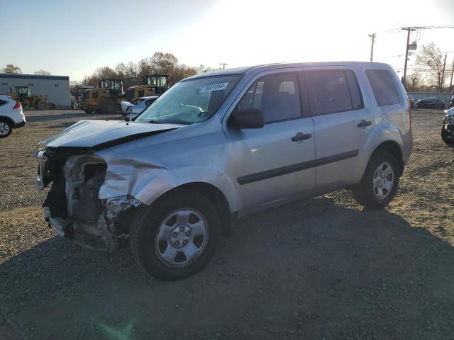 HONDA PILOT LX 2015 with VIN 5FNYF4H28FB034826 - Photo from auction