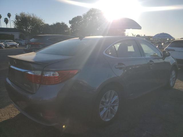 Photo 3 from auction – 2013 LEXUS ES 300H with VIN JTHBW1GG1D2024445