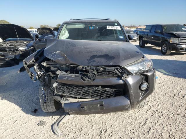 Photo 5 from auction – 2018 TOYOTA 4RUNNER SR with VIN JTEZU5JR0J5167559