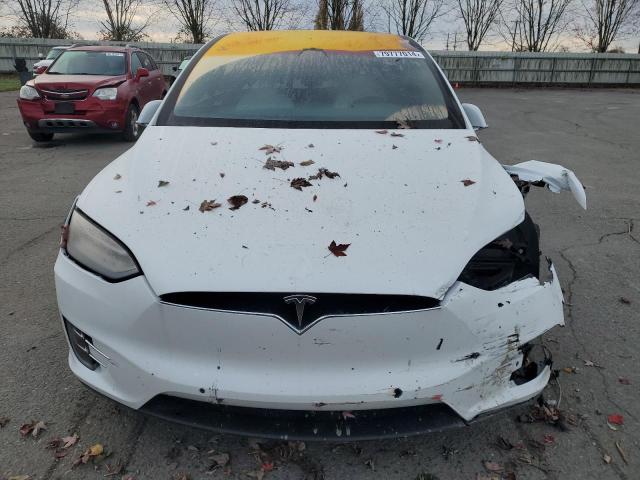 Photo 5 from auction – 2017 TESLA MODEL X with VIN 5YJXCBE26HF053861