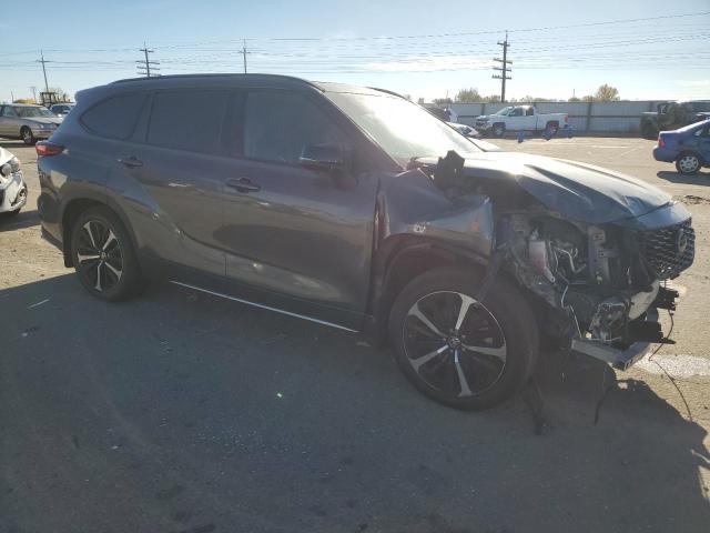 Photo 4 from auction – 2021 TOYOTA HIGHLANDER with VIN 5TDLZRBH1MS138806