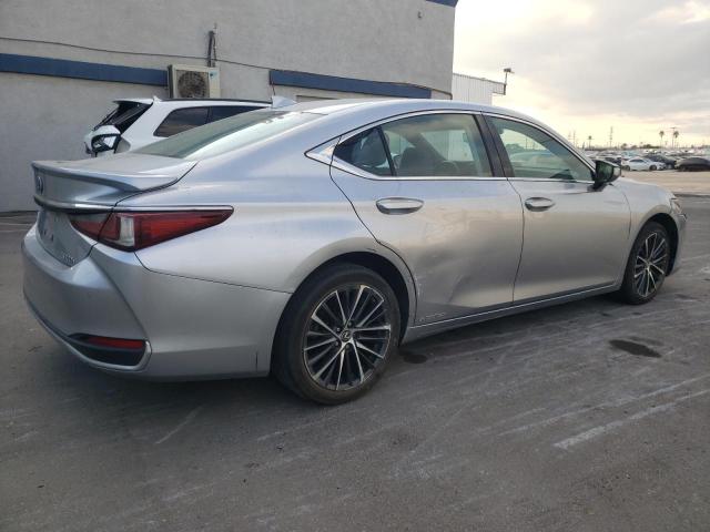 Photo 3 from auction – 2022 LEXUS ES 300H BA with VIN 58ADA1C18NU014967