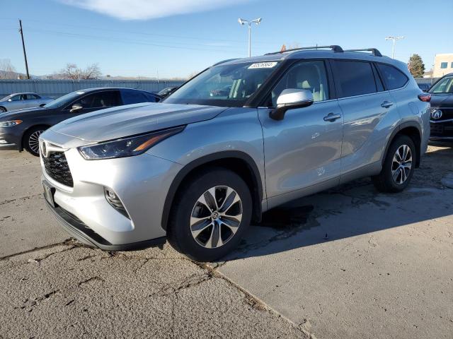TOYOTA HIGHLANDER 2023 with VIN 5TDKDRBH5PS025147 - Photo from auction