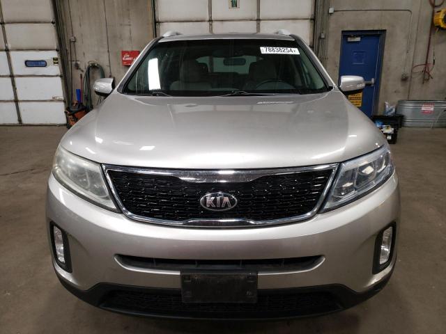 Photo 5 from auction – 2015 KIA SORENTO LX with VIN 5XYKTCA66FG573458